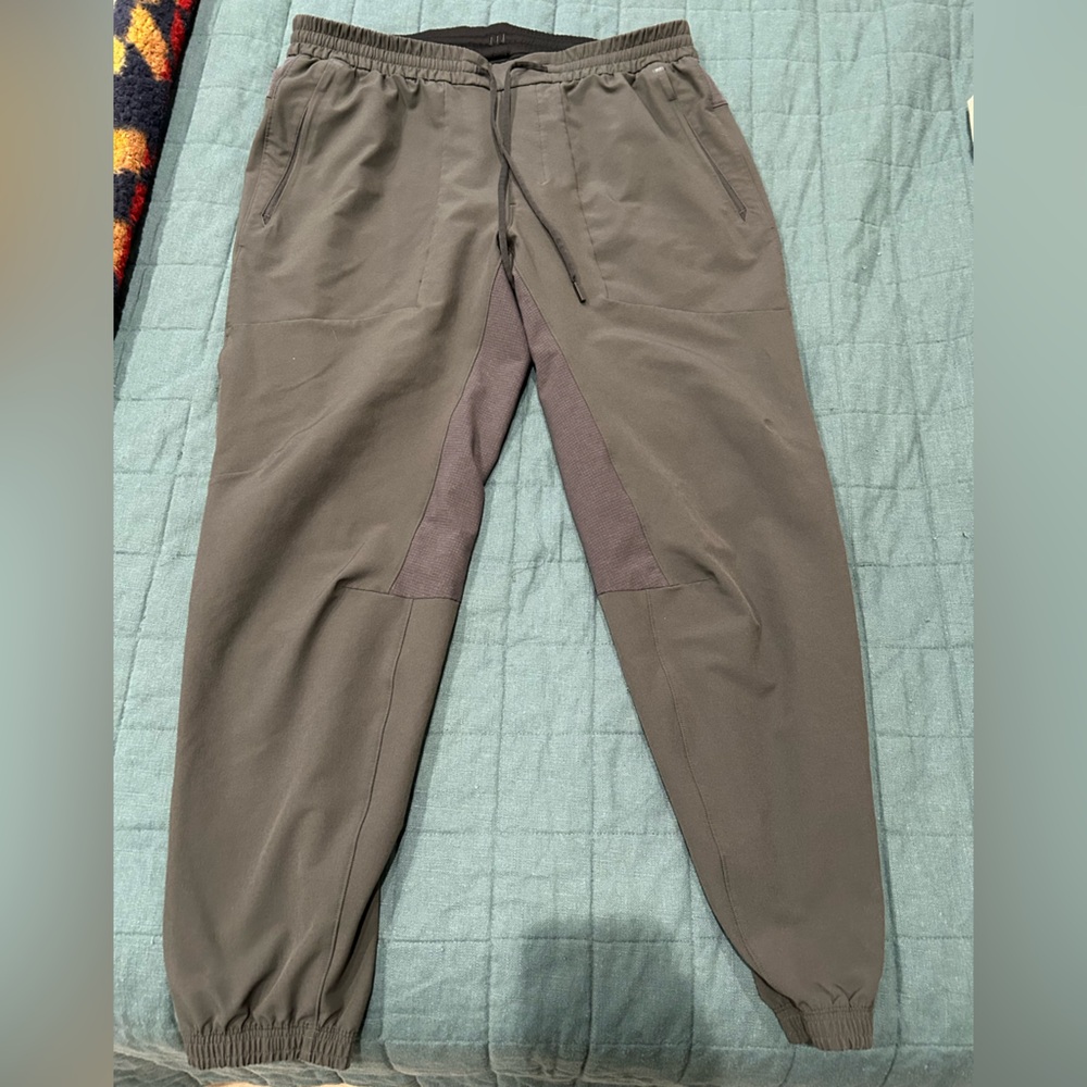 Men’s License to Train Joggers